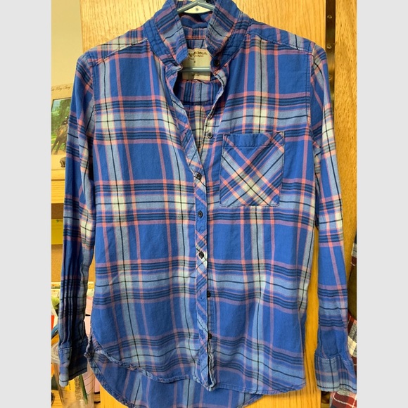 Arizona Jean Company Tops - Arizona Women’s Flannel